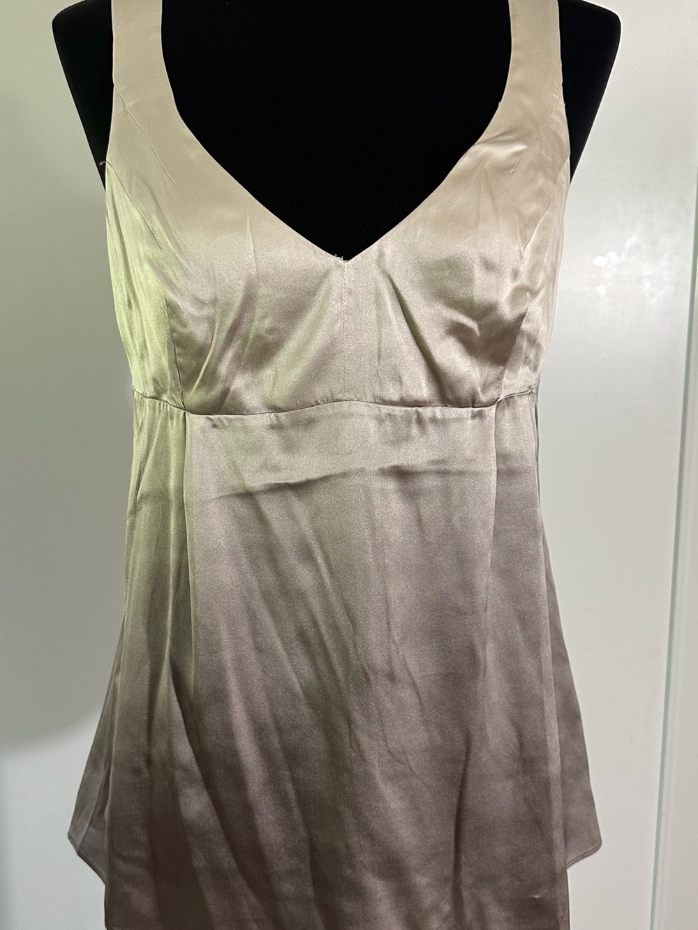Brunello Cucinelli Sleeveless Silk top in Champagne